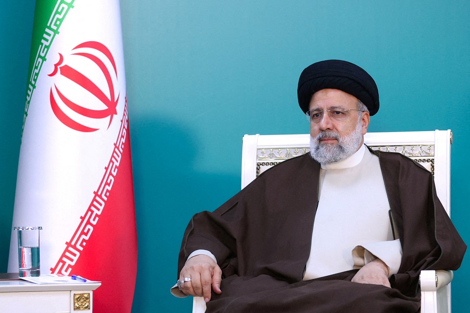 Ιράν: Νεκροί ο πρόεδρος Ραϊσί και ο υπουργός Εξωτερικών - Βρέθηκαν τα συντρίμμια του ελικοπτέρου