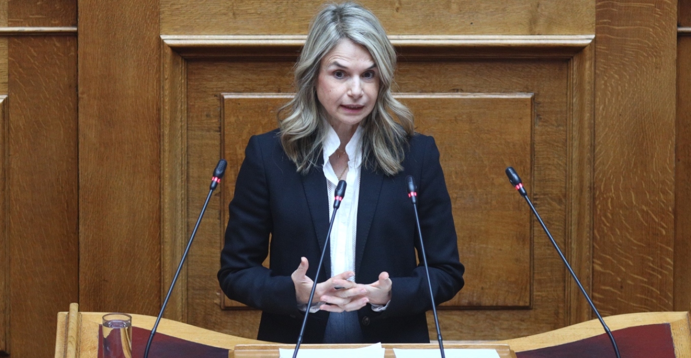 Υποψήφια για την ηγεσία στο ΠΑΣΟΚ και η Μιλένα Αποστολάκη – Τι αναφέρει σε ανακοίνωσή της