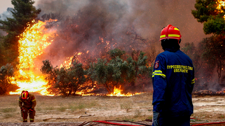 Φωτιά στη Λέσβο: Εντοπίστηκε απανθρακωμένος άνθρωπος- Μεγάλη φωτιά και στην Κορινθία