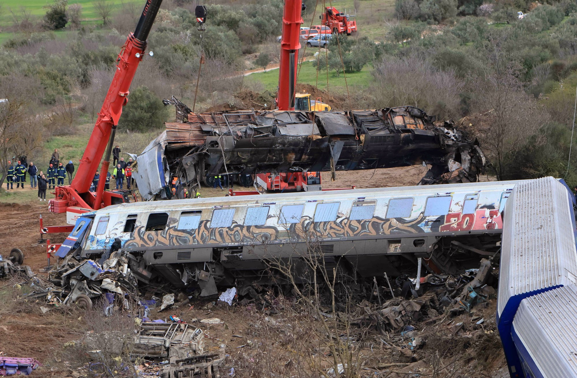 Τέμπη: Άρση του απορρήτου των επικοινωνιών Τριαντόπουλου, Αγοραστού ζητούν συγγενείς θυμάτων – Το υπόμνημά τους