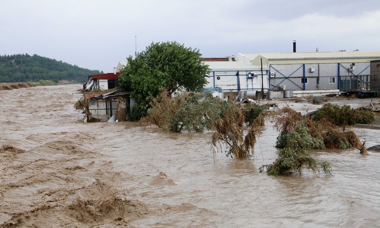 Πρόσθετοι πόροι 52,5 εκατ. € μέσω του προγράμματος απονιτροποίησης για τους πληγέντες αγρότες Θεσσαλίας