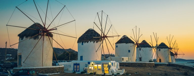 Εφιάλτης στη Μύκονο: 23χρονη έπεσε θύμα ομαδικού βιασμού από τρεις άνδρες