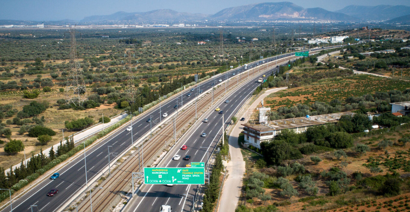 Aττική Οδός: Υπογράφηκε η νέα 25ετής σύμβαση παραχώρησης στην ΓΕΚ ΤΕΡΝΑ