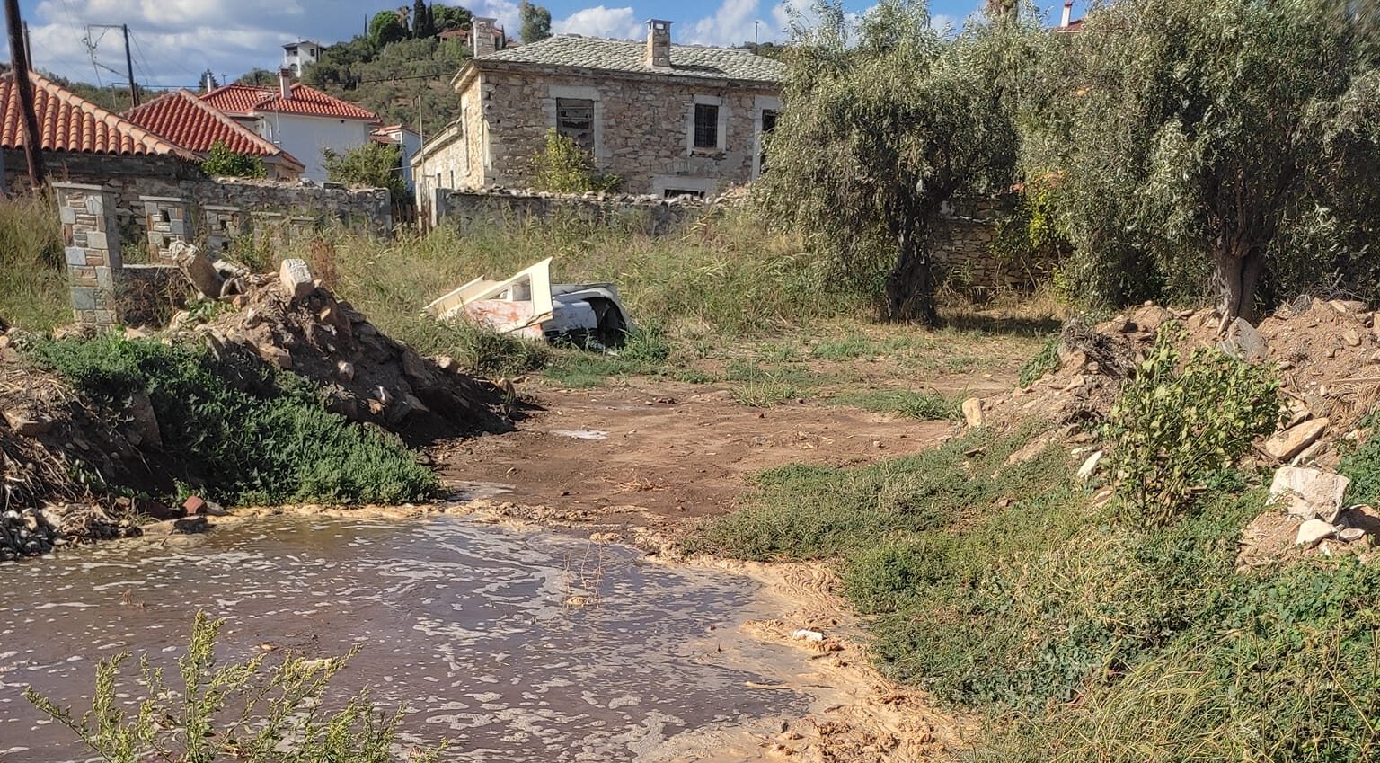 Ετοιμάζονται για μηνύσεις – Ακόμα περιμένουν συνεργεία στο Νότιο Πήλιο