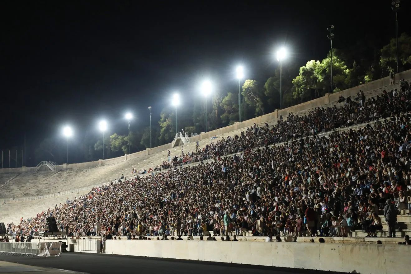 Αντιδράσεις για τη μεγάλη συναυλία-μνήμης για τα Τέμπη στο Καλλιμάρμαρο, με γονείς των θυμάτων να διαφωνούν για το οικονομικό