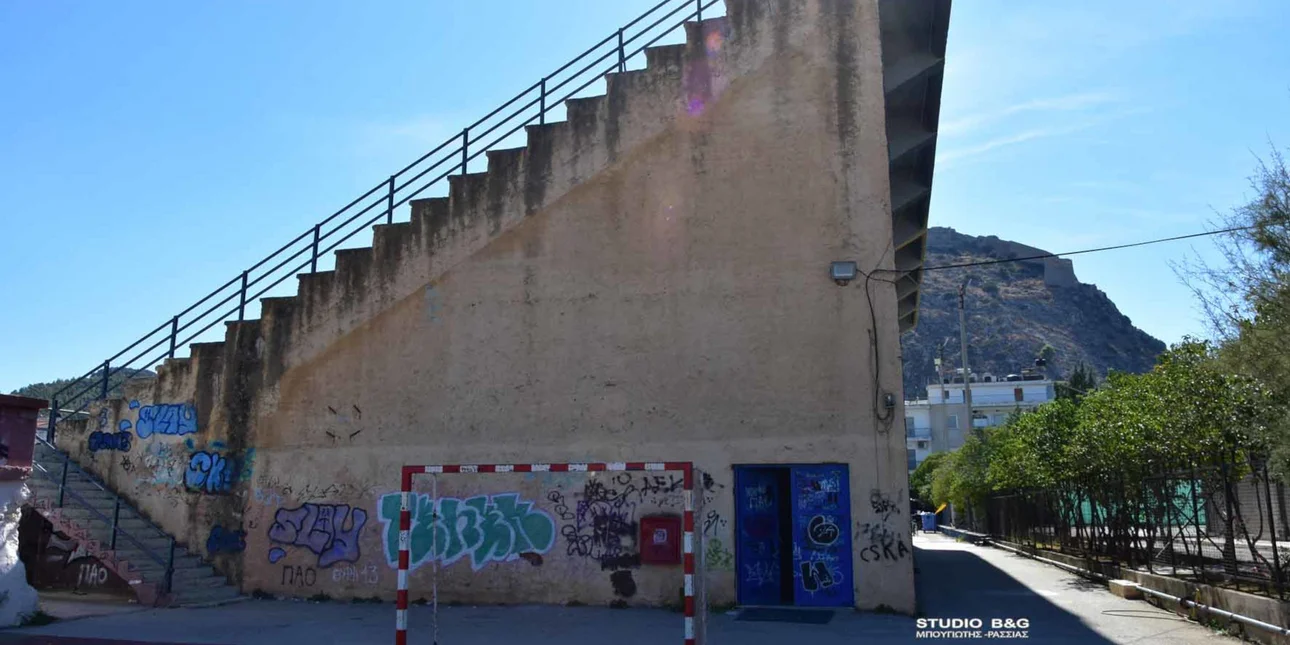 Σοκάρει ο πατέρας του 14χρονου που σκοτώθηκε στο Ναύπλιο -«Πήρε αποβολή, τον έβαλα τιμωρία και αυτός πήγε και πήδηξε»