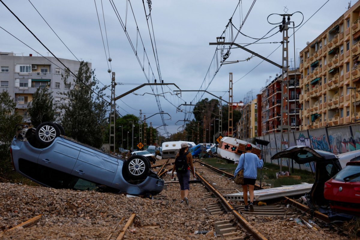 Βαλένθια: Ενισχύονται οι δυνάμεις του στρατού για βοήθεια – Στους 158 έχουν φτάσει οι νεκροί