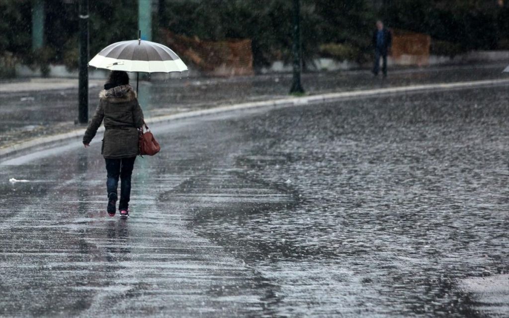 Συναγερμός για έντονα φαινόμενα τις επόμενες ώρες με καταιγίδες και χαλαζοπτώσεις