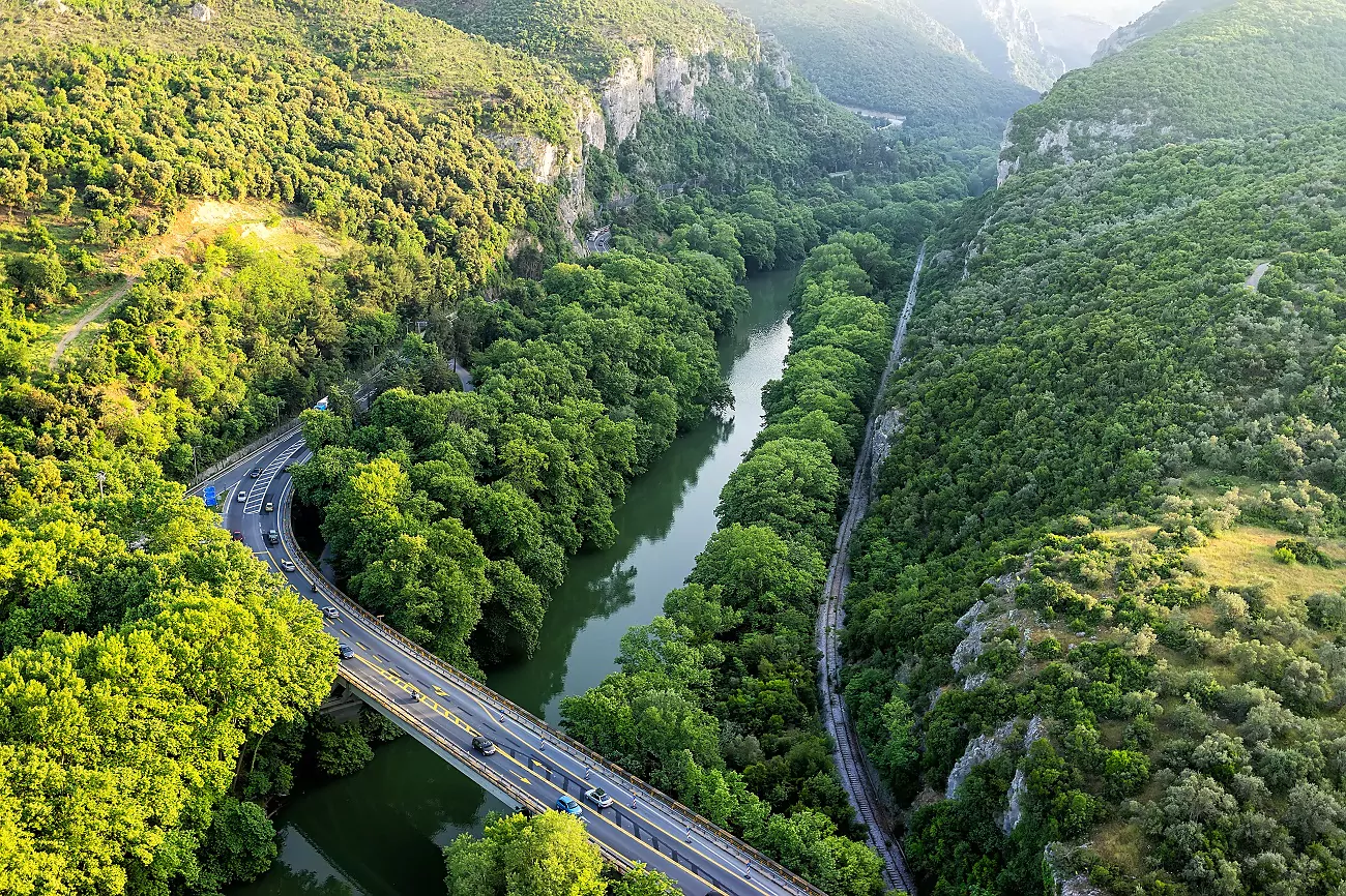 Κλείνει λόγω εργασιών η Κοιλάδα των Τεμπών