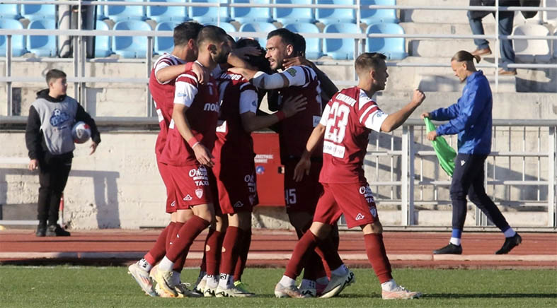 Καβαλιώτικος περίπατος για την ΑΕΛ (0-3)