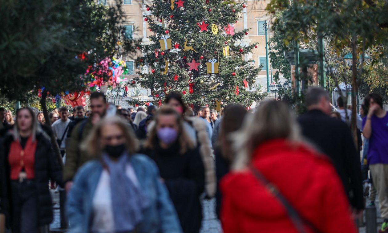 Δώρο Χριστουγέννων: Νωρίτερα φέτος η καταβολή του – Πώς να το υπολογίσετε μόνοι σας