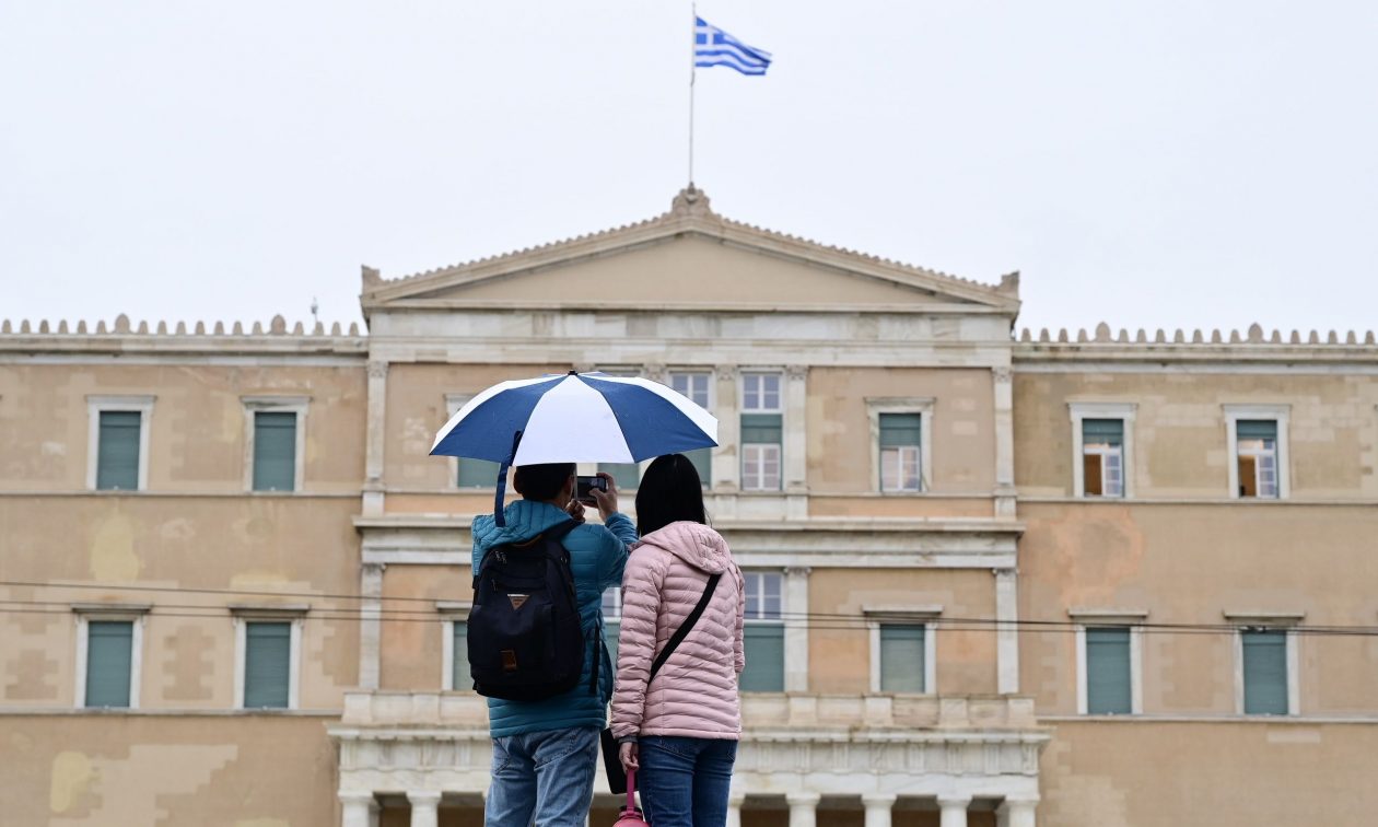 Δείτε τον καιρό των Χριστουγέννων και την πρώτη ψυχρή εισβολή του 2025.