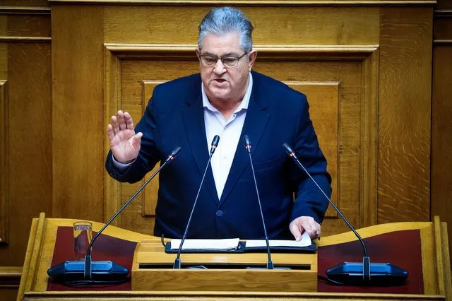 Κουτσούμπας: “Όλα όσα οδήγησαν στην τραγωδία των Τεμπών είναι εδώ”