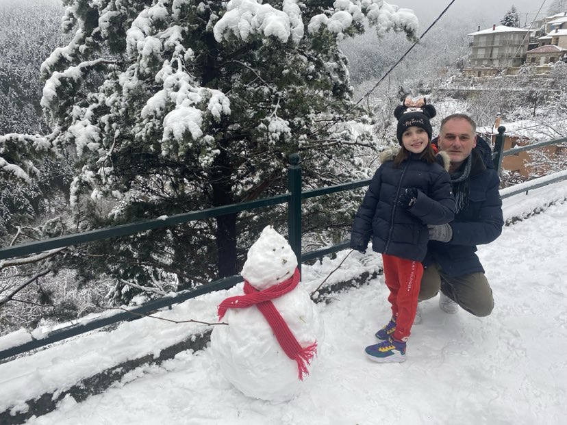 Όμορφες εικόνες σε λευκό φόντο πάνω από τη Λίμνη Πλαστήρα στη Φυλακτή (ΦΩΤΟ)