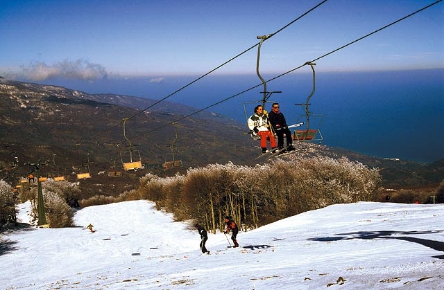 Άνοιξε σήμερα το χιονοδρομικό κέντρο στο Πήλιο