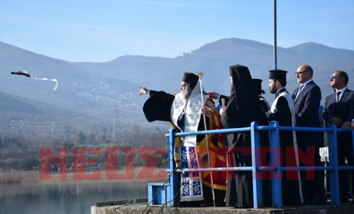 Με λαμπρότητα γιορτάστηκαν τα Θεοφάνεια στην Καρδίτσα (φωτο+video)