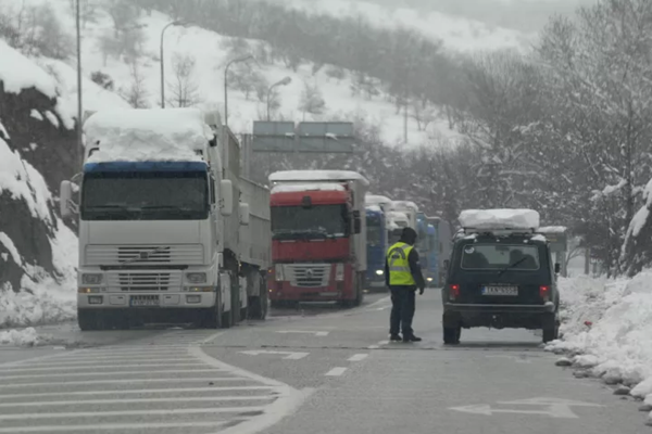 Απαγόρευση κυκλοφορίας βαρέων οχημάτων στη Θεσσαλία από Καλαμπάκα μέχρι Εγνατία