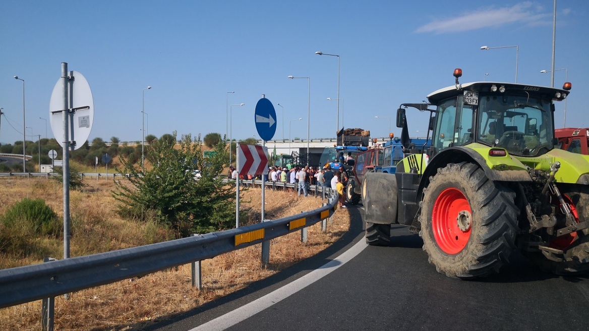 Βγαίνουν τρακτέρ την ερχόμενη Πέμπτη-τι αποφασίστηκε στην πανθεσσαλική σύσκεψη στον Παλαμά