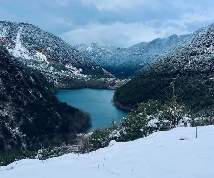 Η νεότερη φυσική λίμνη της Ελλάδας βρίσκεται στην Αργιθέα (ΦΩΤΟ)