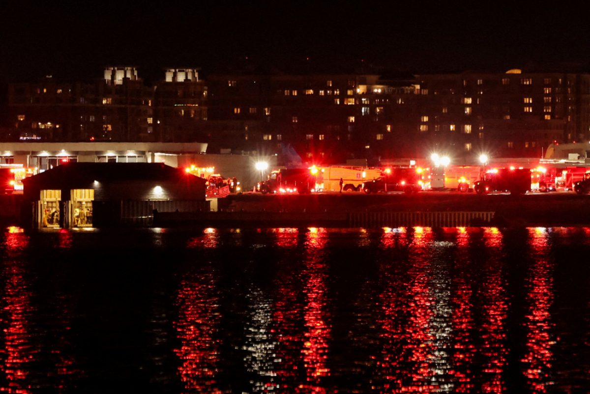 Τραγωδία στην Ουάσιγκτον: Σύγκρουση αεροσκάφους με ελικόπτερο – Τουλάχιστον 18 νεκροί