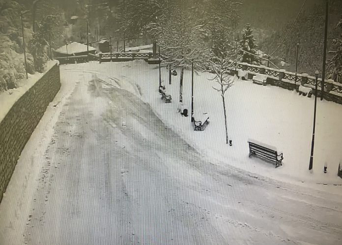 Νέες χιονοπτώσεις στα ορεινά του Ν. Καρδίτσας