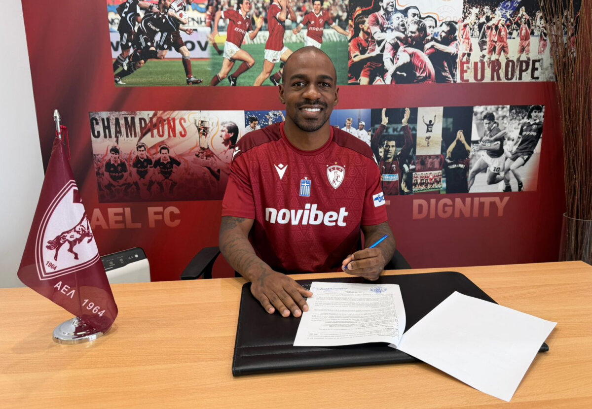 ΑΘΛΗΤΙΚΑ - Παίκτης της ΠΑΕ ΑΕΛ o Γκαέλ Κακουτά ΑΘΛΗΤΙΚΑ - Παίκτης της ΠΑΕ ΑΕΛ o Γκαέλ Κακουτά