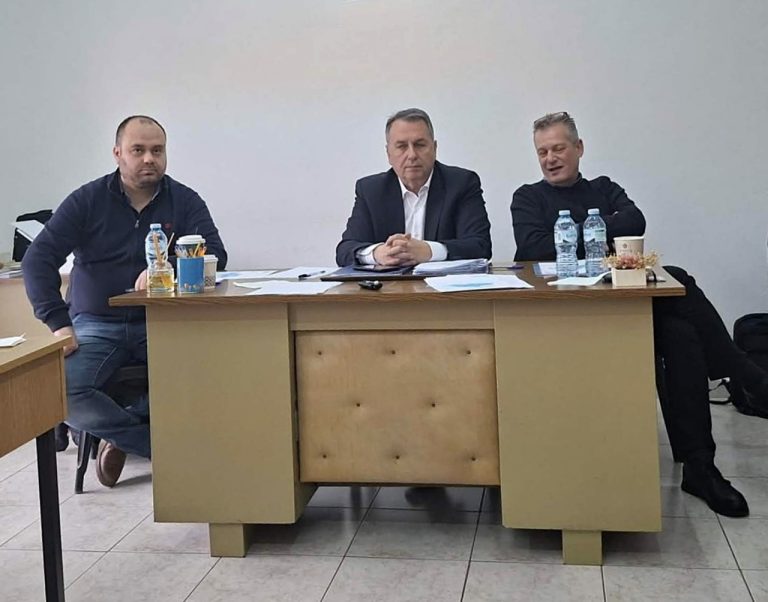 ΒΟΛΟΣ - Στον Αλμυρό συνεδρίασε το Δ.Σ. των Εμπόρων Θεσσαλίας – Έκκληση για άμεση στήριξη της μικρομεσαίας επιχειρηματικότητας ΒΟΛΟΣ - Στον Αλμυρό συνεδρίασε το Δ.Σ. των Εμπόρων Θεσσαλίας – Έκκληση για άμεση στήριξη της μικρομεσαίας επιχειρηματικότητας