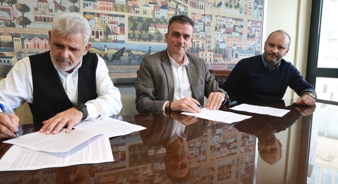 ΛΑΡΙΣΑ - “Πράσινο φως” για τα φωτοβολταϊκά πάρκα στην Αμυγδαλέα ΛΑΡΙΣΑ - “Πράσινο φως” για τα φωτοβολταϊκά πάρκα στην Αμυγδαλέα