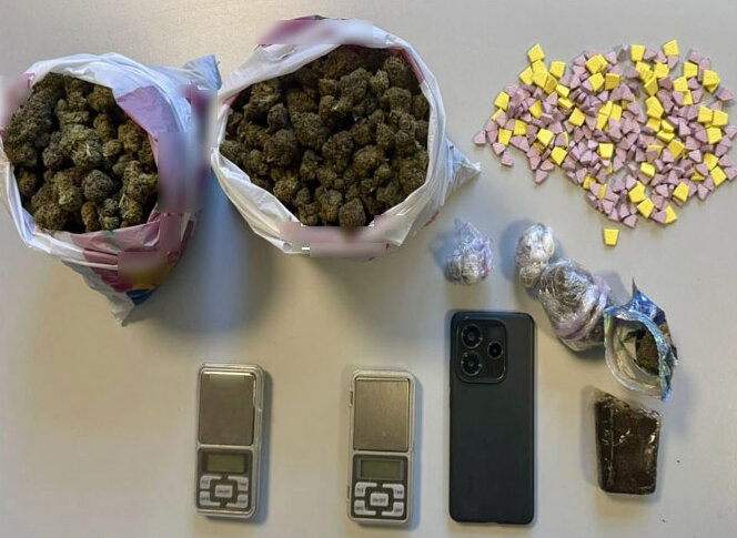 Χειροπέδες σε 41χρονο από το Τμήμα Διώξης Ναρκωτικών Λάρισας (ΦΩΤΟ)