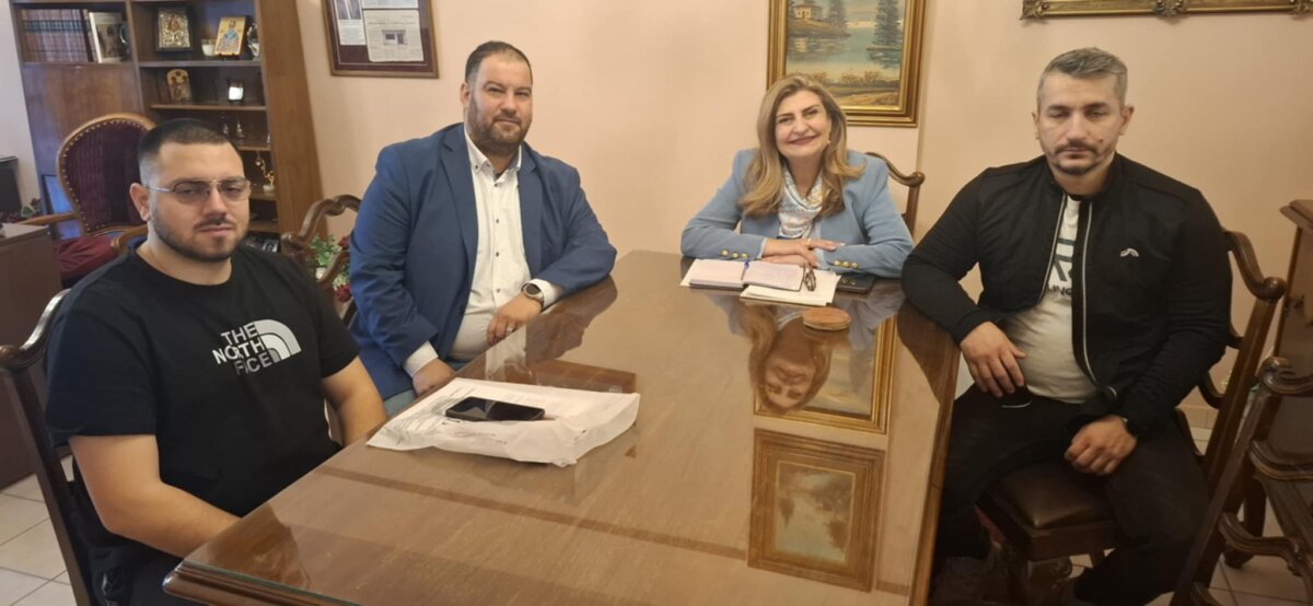 ΛΑΡΙΣΑ - Ευ. Λιακούλη: Οι διανομείς είναι απόλυτα ταυτισμένοι με τον κίνδυνο στην εργασία -Αξίζουν καλύτερης μεταχείρισης! ΛΑΡΙΣΑ - Ευ. Λιακούλη: Οι διανομείς είναι απόλυτα ταυτισμένοι με τον κίνδυνο στην εργασία -Αξίζουν καλύτερης μεταχείρισης!