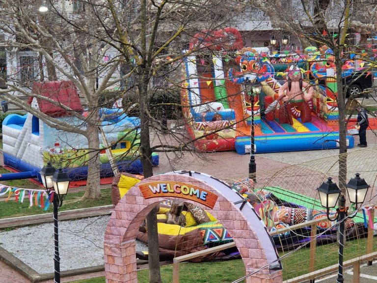 ΒΟΛΟΣ - Αποκριάτικες εκδηλώσεις στον Δήμο Ρήγα Φεραίου ΒΟΛΟΣ - Αποκριάτικες εκδηλώσεις στον Δήμο Ρήγα Φεραίου