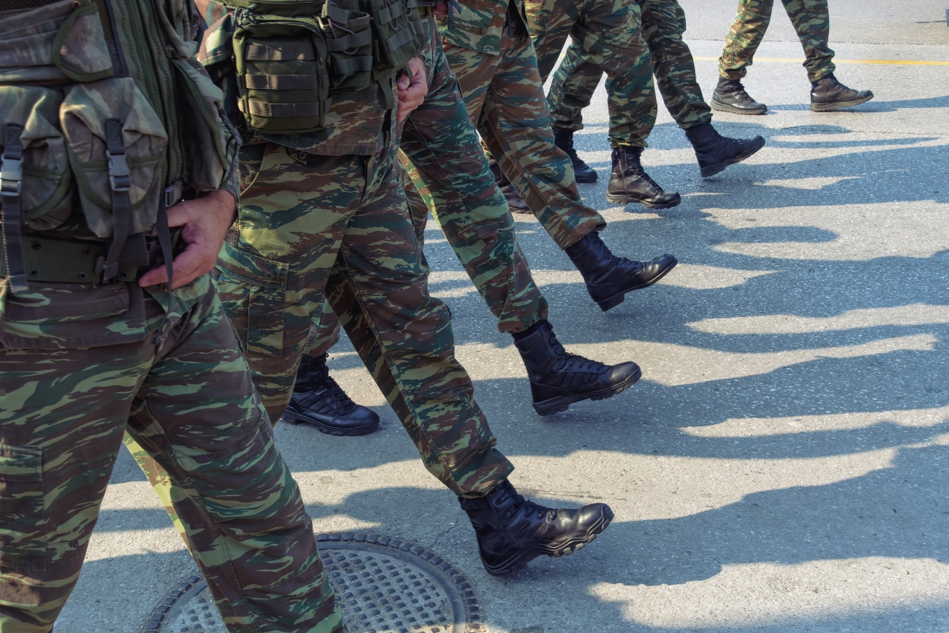 ΕΛΛΑΔΑ - Αλλάζει η στρατιωτική θητεία: Όλοι στον Στρατό Ξηράς, 10 εβδομάδες βασική εκπαίδευση, στα €100 η αποζημίωση στην παραμεθόριο ΕΛΛΑΔΑ - Αλλάζει η στρατιωτική θητεία: Όλοι στον Στρατό Ξηράς, 10 εβδομάδες βασική εκπαίδευση, στα €100 η αποζημίωση στην παραμεθόριο