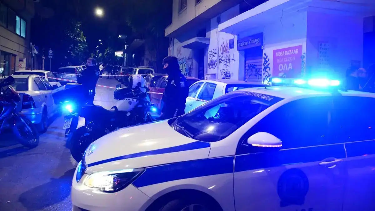 ΛΑΡΙΣΑ - Λάρισα: Χειροπέδες σε τρεις ανήλικες για πλαστές ψηφιακές ταυτότητες ΛΑΡΙΣΑ - Λάρισα: Χειροπέδες σε τρεις ανήλικες για πλαστές ψηφιακές ταυτότητες