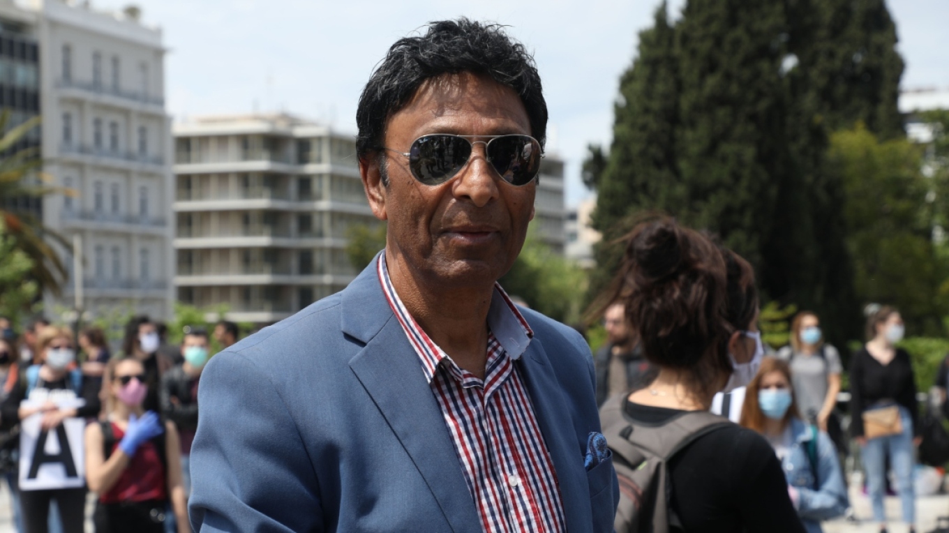 ΠΟΛΙΤΙΣΜΟΣ - Βασίλης Παϊτέρης: Ο Διονύσης Τσακνής δεν έγραψε τον «Μπαλαμό», τον έχω ρωτήσει αν είναι γύφτος ΠΟΛΙΤΙΣΜΟΣ - Βασίλης Παϊτέρης: Ο Διονύσης Τσακνής δεν έγραψε τον «Μπαλαμό», τον έχω ρωτήσει αν είναι γύφτος