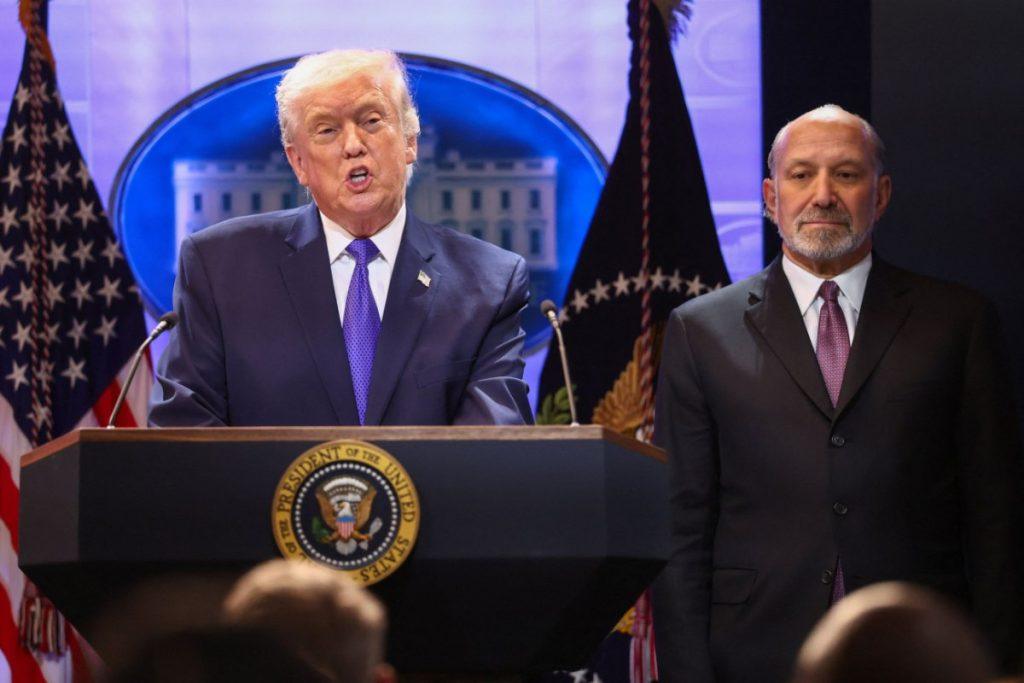 ΟΙΚΟΝΟΜΙΑ - Δασμοί Τραμπ: Επί ποδός οι Έλληνες εξαγωγείς – Τα νέα δεδομένα ΟΙΚΟΝΟΜΙΑ - Δασμοί Τραμπ: Επί ποδός οι Έλληνες εξαγωγείς – Τα νέα δεδομένα