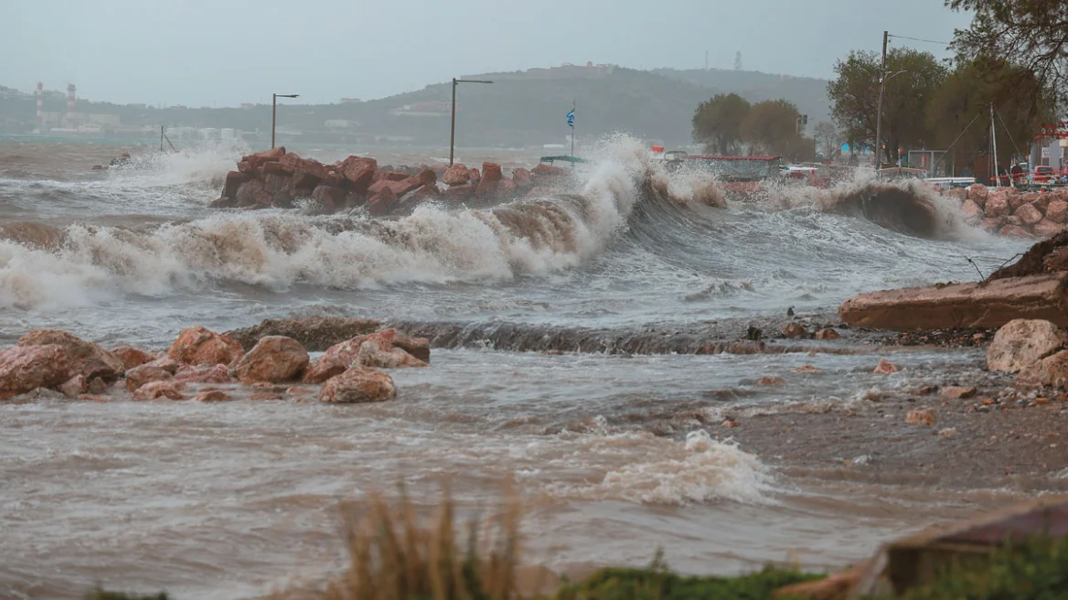 ΕΛΛΑΔΑ - O πιο περίεργος χειμώνας: 60% περισσότερες κατολισθήσεις, οι θάλασσες βγήκαν στη στεριά και η λειψυδρία συνεχίζεται ΕΛΛΑΔΑ - O πιο περίεργος χειμώνας: 60% περισσότερες κατολισθήσεις, οι θάλασσες βγήκαν στη στεριά και η λειψυδρία συνεχίζεται