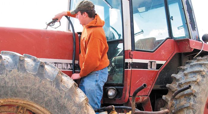 Στο Υπουργικό Συμβούλιο η επιστροφή ΕΦΚ αγροτικού πετρελαίου στην αντλία