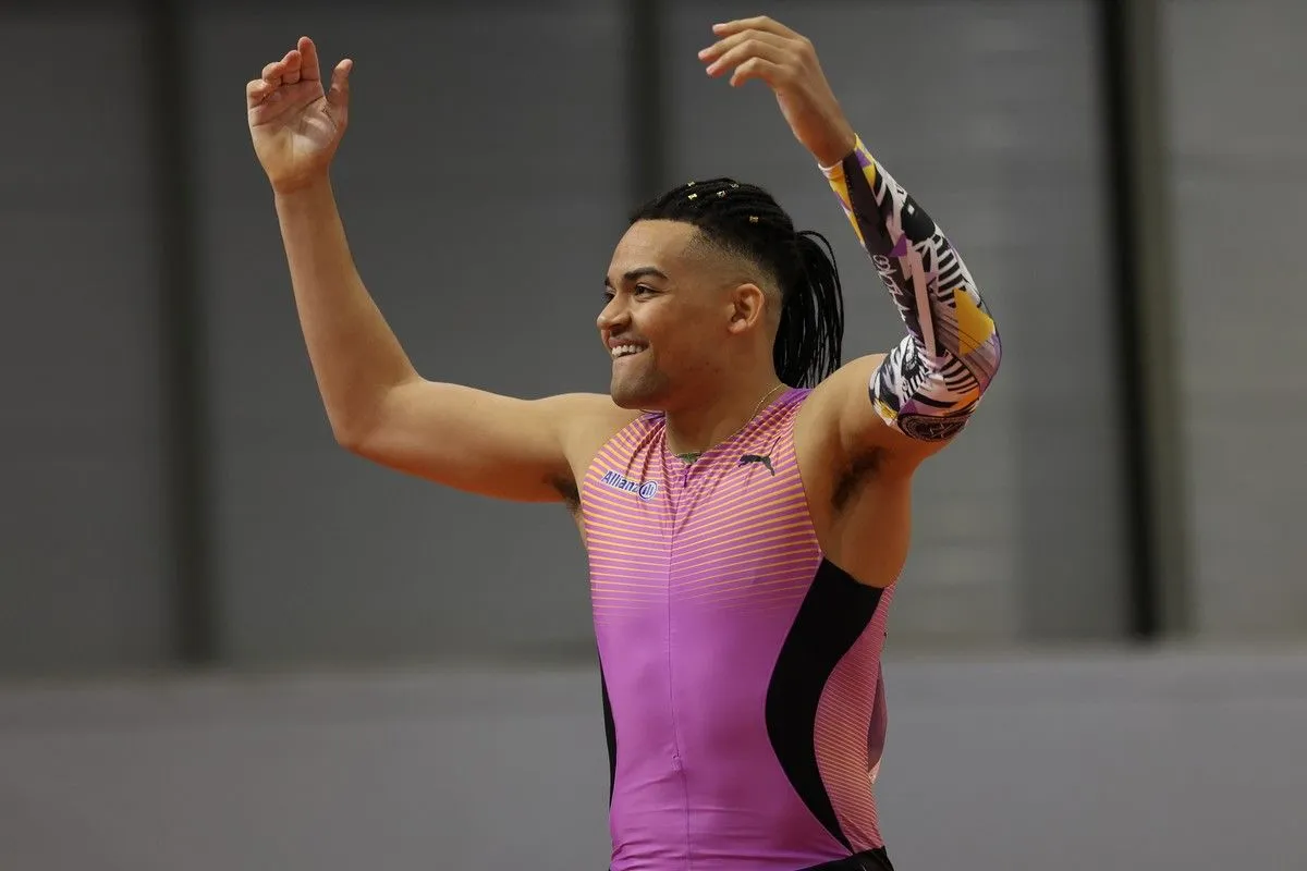 Αδιανόητο ρεκόρ από τον Μανόλο Καραλή με άλμα στα 6.17!!! - έγινε το Νο. 2 στον κόσμο όλων των εποχών (video)