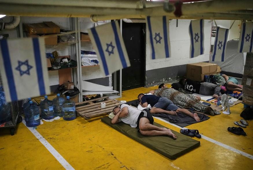 ΒΟΛΟΣ - Βολιώτες εγκλωβίστηκαν στο Ισραήλ – Εκδρομή στους Αγίους Τόπους εφιάλτης ΒΟΛΟΣ - Βολιώτες εγκλωβίστηκαν στο Ισραήλ – Εκδρομή στους Αγίους Τόπους εφιάλτης