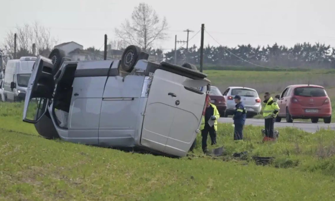 ΛΑΡΙΣΑ - Θανατηφόρο τροχαίο μετά τη Νίκαια Λάρισας – Νεκρός 95χρονος οδηγός ΛΑΡΙΣΑ - Θανατηφόρο τροχαίο μετά τη Νίκαια Λάρισας – Νεκρός 95χρονος οδηγός