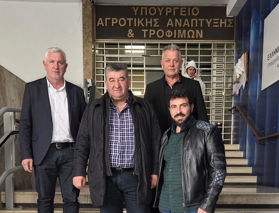 ΛΑΡΙΣΑ - Στο Υπουργείο Αγροτικής Ανάπτυξης - Τροφίμων ο ΤΟΕΒ Πηνειού ΛΑΡΙΣΑ - Στο Υπουργείο Αγροτικής Ανάπτυξης - Τροφίμων ο ΤΟΕΒ Πηνειού