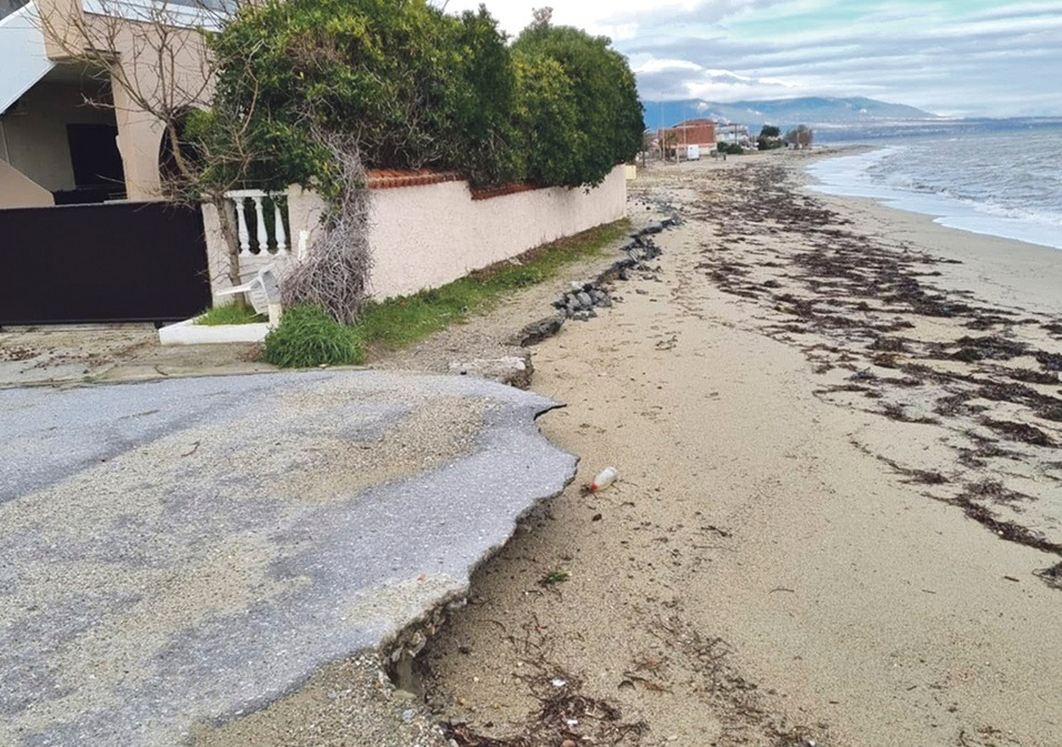 ΛΑΡΙΣΑ - Στην Κτηματική Υπηρεσία Λάρισας για τις καταστροφές στο παραλιακό μέτωπο του Δ. Τεμπών (φωτ.) ΛΑΡΙΣΑ - Στην Κτηματική Υπηρεσία Λάρισας για τις καταστροφές στο παραλιακό μέτωπο του Δ. Τεμπών (φωτ.)