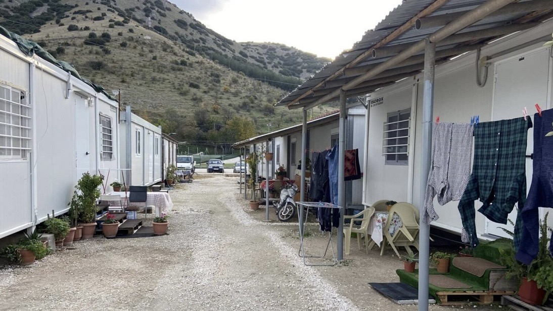 ΛΑΡΙΣΑ - Σεισμόπληκτοι στο Δαμάσι: Πέντε χρόνια, αναμονής, γραφειοκρατίας και με κλήσεις από τον Εισαγγελέα ΛΑΡΙΣΑ - Σεισμόπληκτοι στο Δαμάσι: Πέντε χρόνια, αναμονής, γραφειοκρατίας και με κλήσεις από τον Εισαγγελέα