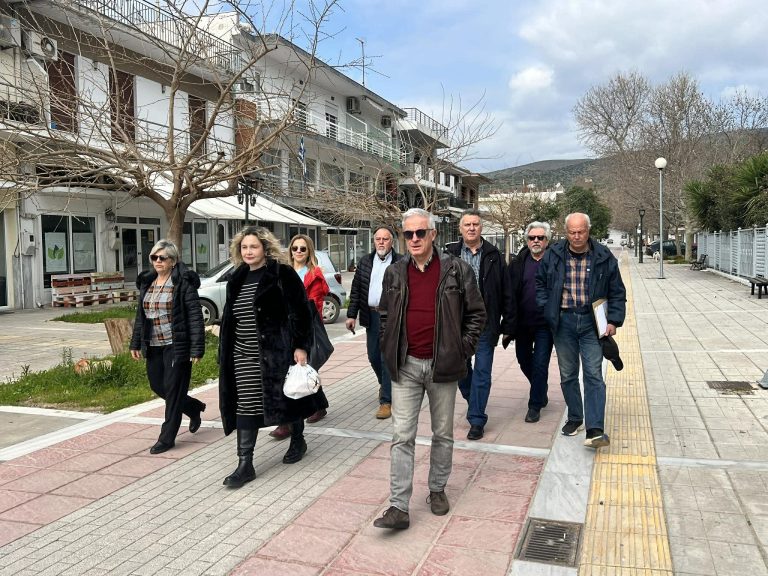 ΒΟΛΟΣ - Στην Ν. Αγχίαλο η «Συμμαχία για τον Βόλο» – Συνομίλησε με πολίτες και κατέγραψαν τα προβλήματα ΒΟΛΟΣ - Στην Ν. Αγχίαλο η «Συμμαχία για τον Βόλο» – Συνομίλησε με πολίτες και κατέγραψαν τα προβλήματα