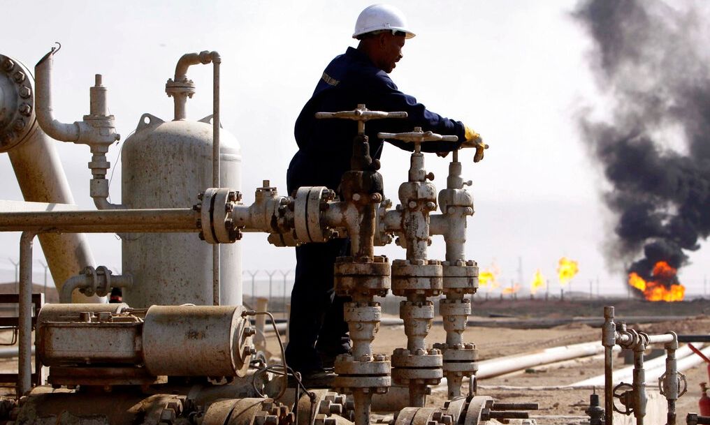 «Μαύρη Δευτέρα» στις αγορές - Το πετρέλαιο πλησιάζει τα 120 δολάρια το βαρέλι