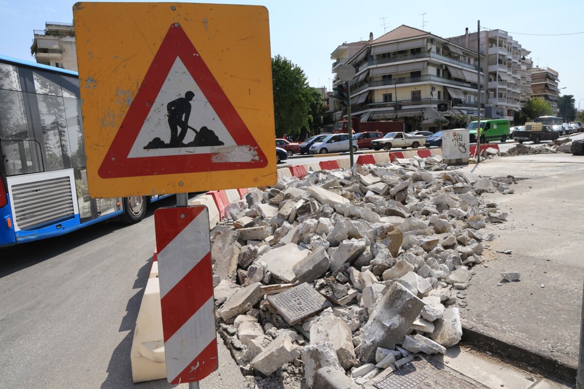 ΛΑΡΙΣΑ - Σε νέα φάση από σήμερα οι εργασίες για τον Εσωτερικό Δακτύλιο Λάρισας – κυκλοφοριακές ρυθμίσεις ΛΑΡΙΣΑ - Σε νέα φάση από σήμερα οι εργασίες για τον Εσωτερικό Δακτύλιο Λάρισας – κυκλοφοριακές ρυθμίσεις