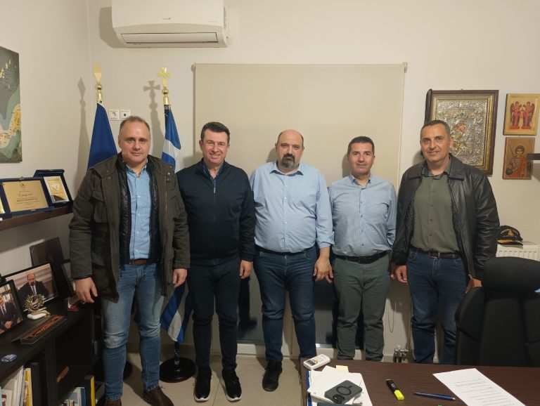 ΒΟΛΟΣ - Συνάντηση των λιμενικών με τον Χρ. Τριαντόπουλο – Προτάσεις για ενίσχυση Λιμενικού και ίδρυση σταθμού στον Πλατανιά Πηλίου ΒΟΛΟΣ - Συνάντηση των λιμενικών με τον Χρ. Τριαντόπουλο – Προτάσεις για ενίσχυση Λιμενικού και ίδρυση σταθμού στον Πλατανιά Πηλίου