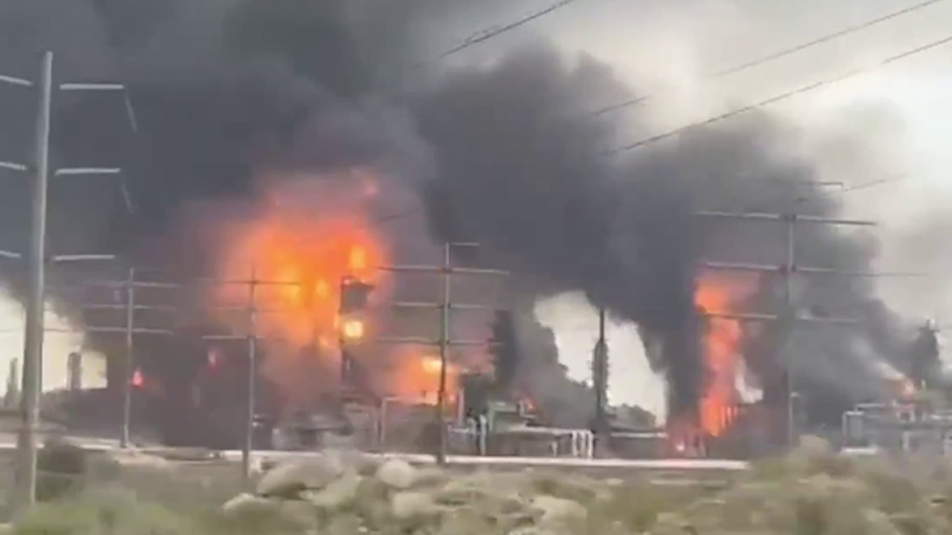 ΔΙΕΘΝΗ - Εκτινάχθηκαν οι τιμές του πετρελαίου μετά το πλήγμα στο μεγαλύτερο κοίτασμα φυσικού αερίου στον κόσμο, στο Ιράν ΔΙΕΘΝΗ - Εκτινάχθηκαν οι τιμές του πετρελαίου μετά το πλήγμα στο μεγαλύτερο κοίτασμα φυσικού αερίου στον κόσμο, στο Ιράν