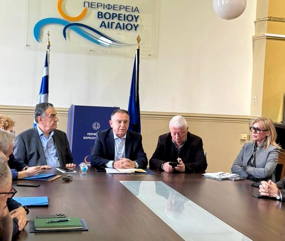 Αγροτικά - Στη Λέσβο ο ΥφΑΑΤ Χρήστος Κέλλας – Σε πλήρη εφαρμογή το σχέδιο περιορισμού του αφθώδους πυρετού Αγροτικά - Στη Λέσβο ο ΥφΑΑΤ Χρήστος Κέλλας – Σε πλήρη εφαρμογή το σχέδιο περιορισμού του αφθώδους πυρετού