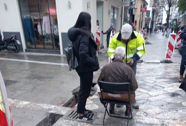 ΒΟΛΟΣ - Βόλος: Σοβαρός τραυματισμός ηλικιωμένου σε αφύλακτα έργα στην Ερμού ΒΟΛΟΣ - Βόλος: Σοβαρός τραυματισμός ηλικιωμένου σε αφύλακτα έργα στην Ερμού